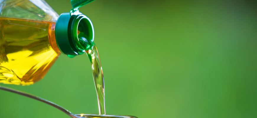 Jak usunąć tłuste plamy ze ściany? Skuteczne metody czyszczenia