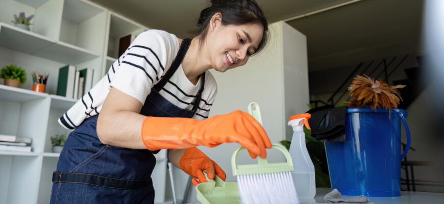 Jak sprzątać dom efektywnie? Poradnik krok po kroku